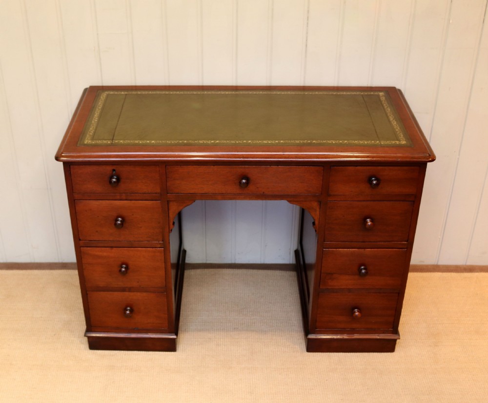 Late 19th Century Mahogany Kneehole Desk  View III