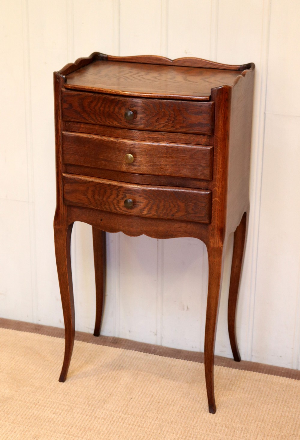 Single Oak Bedside Cabinet View II