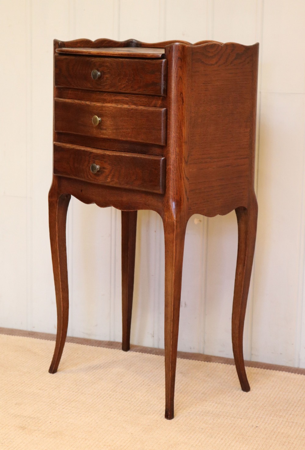 Single Oak Bedside Cabinet View VIII
