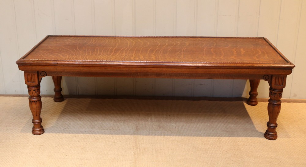 Low Oak Table View II