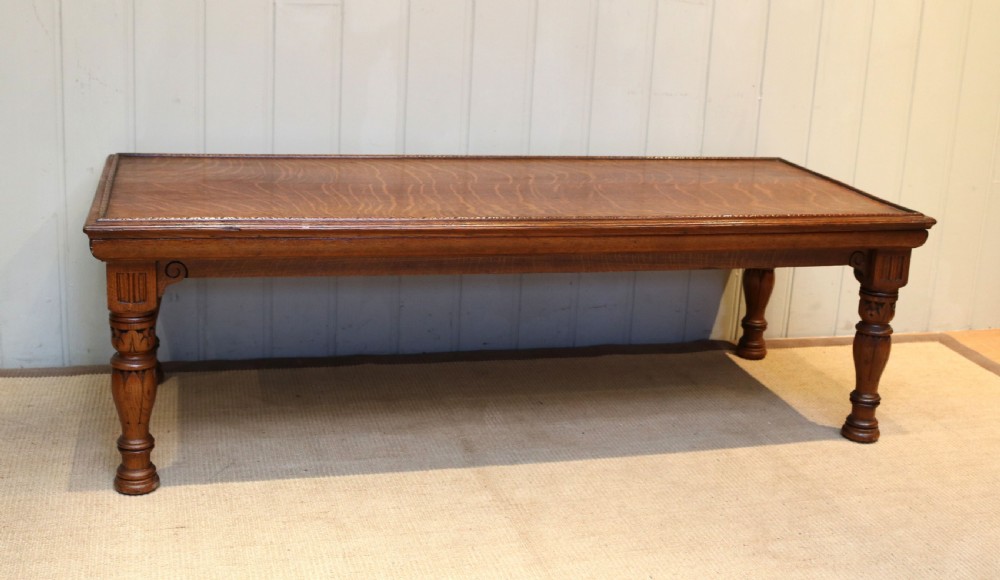 Low Oak Table View VI