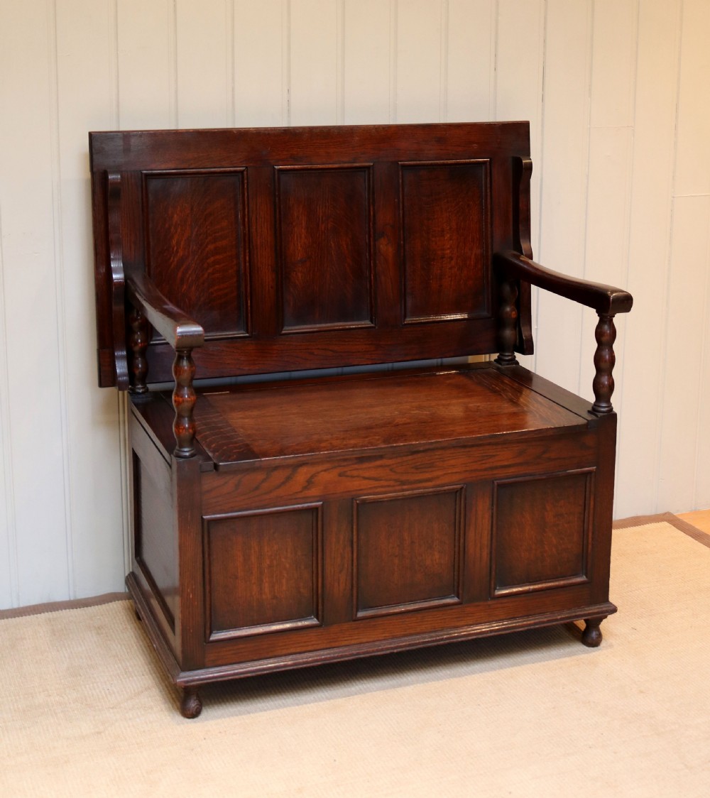 Oak Monks Bench View II