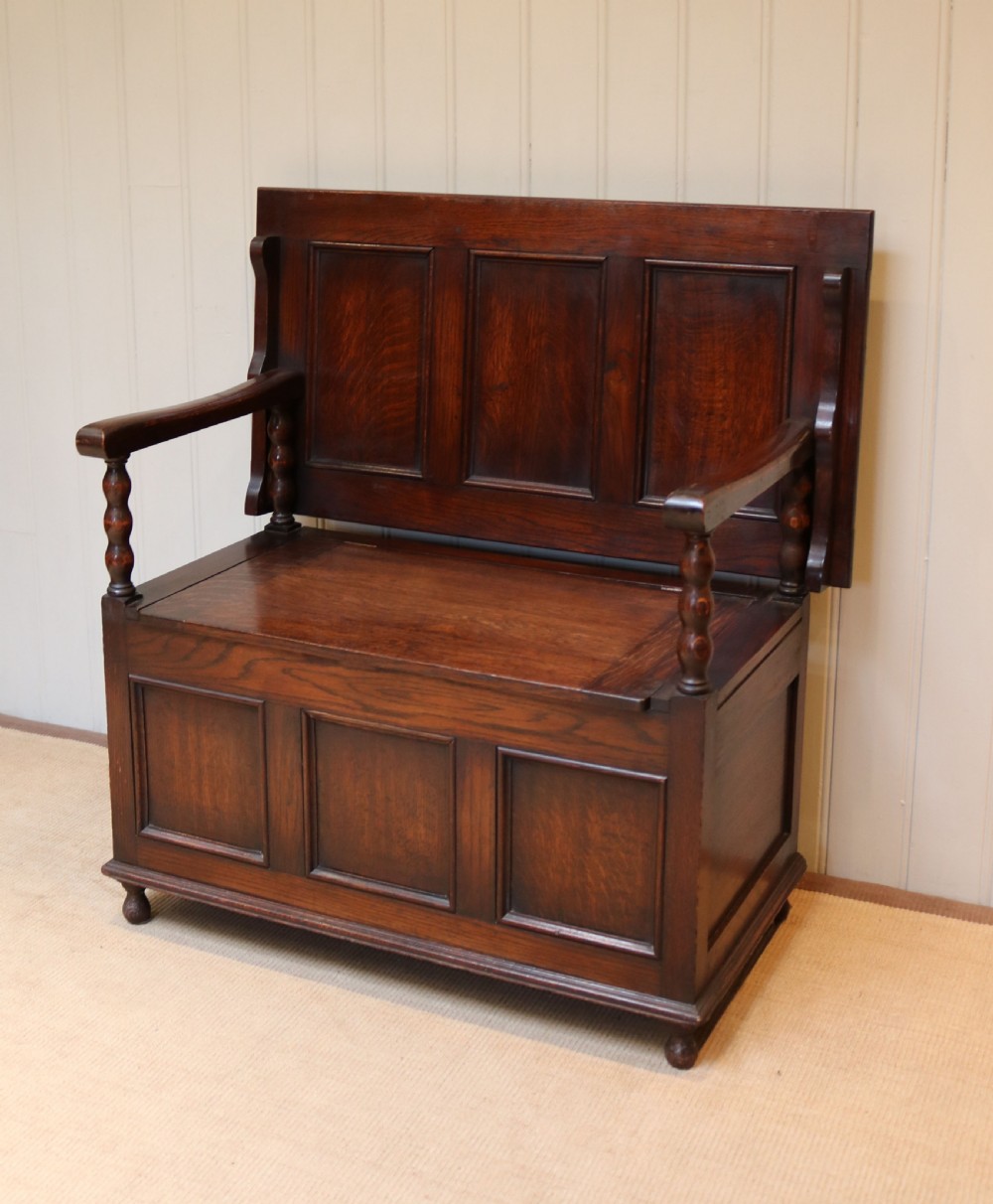 Oak Monks Bench View III