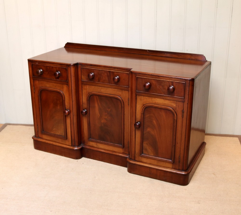 Victorian Mahogany Sideboard View V