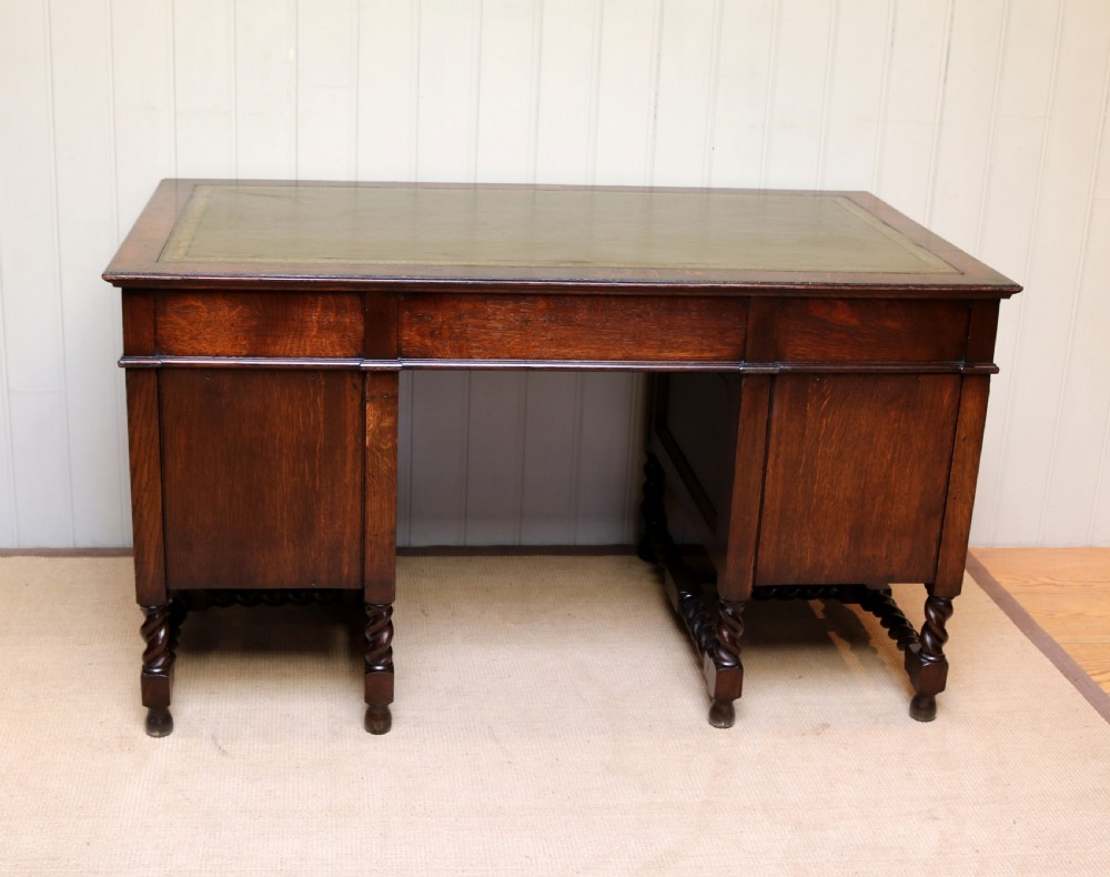 Large Oak Pedestal Desk View VIII