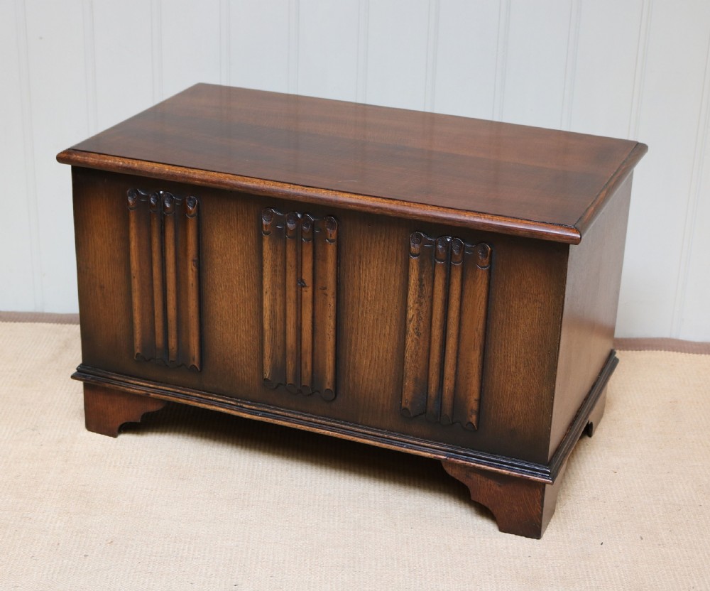 Small Oak Coffer View VII