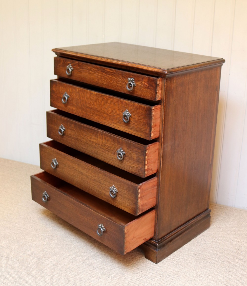 Oak Chest Of Drawers View VI