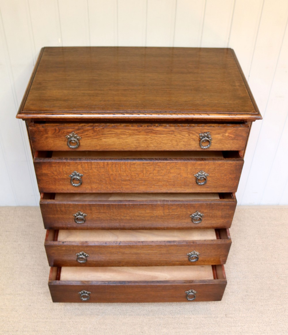 Oak Chest Of Drawers View VII