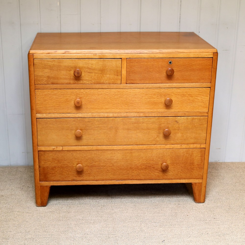 Light Oak Cotswolds Style Chest Of Drawers