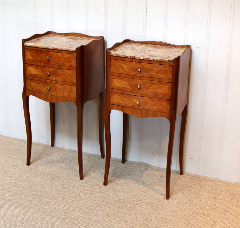 Pair of French Tulipwood Bedside Cabinets 