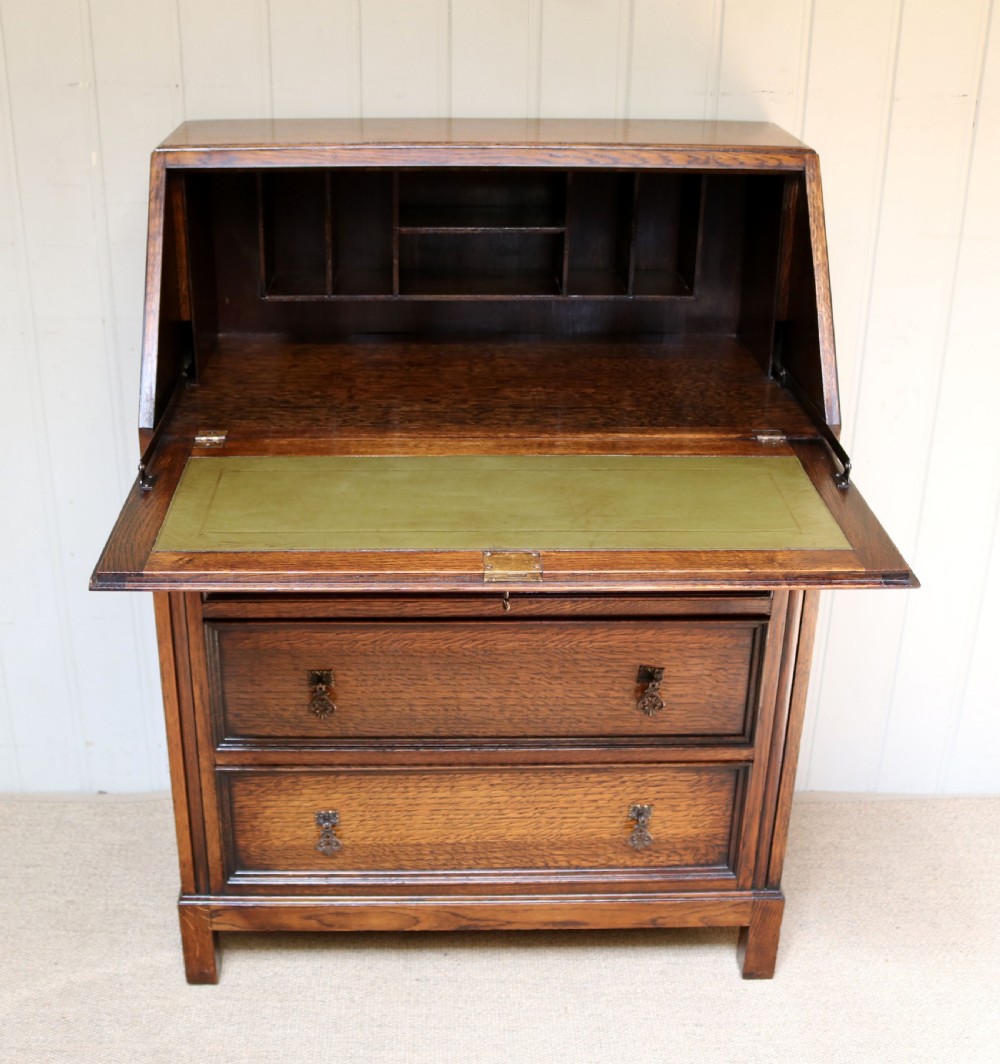 1920s Oak Bureau  View III