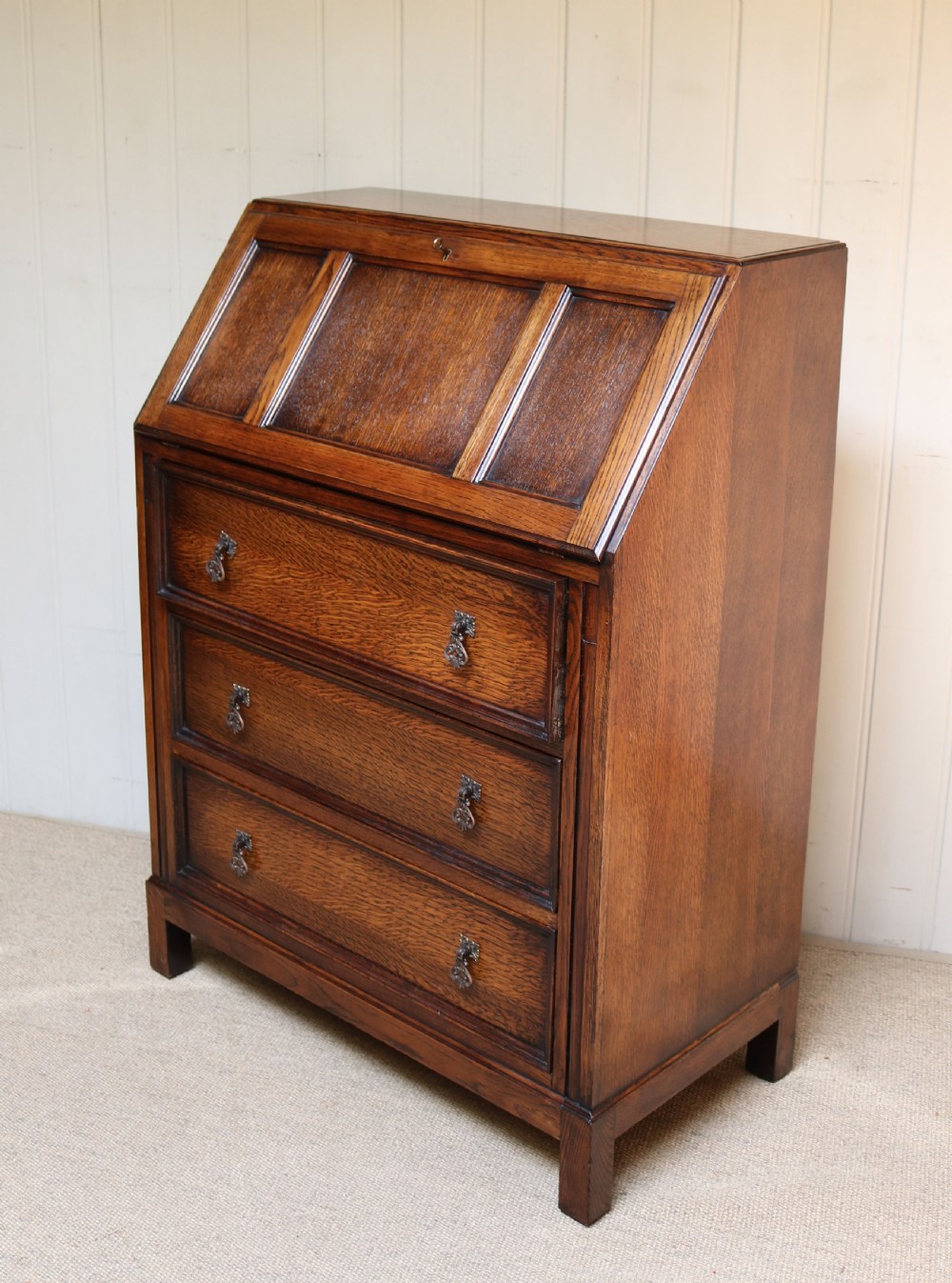 1920s Oak Bureau  View VIII