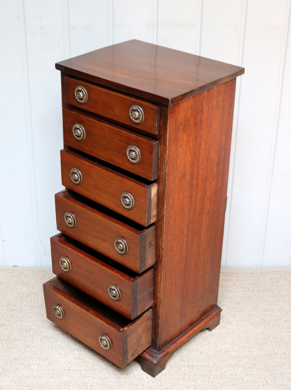 Small Proportioned Mahogany Chest Of Drawers  View VII