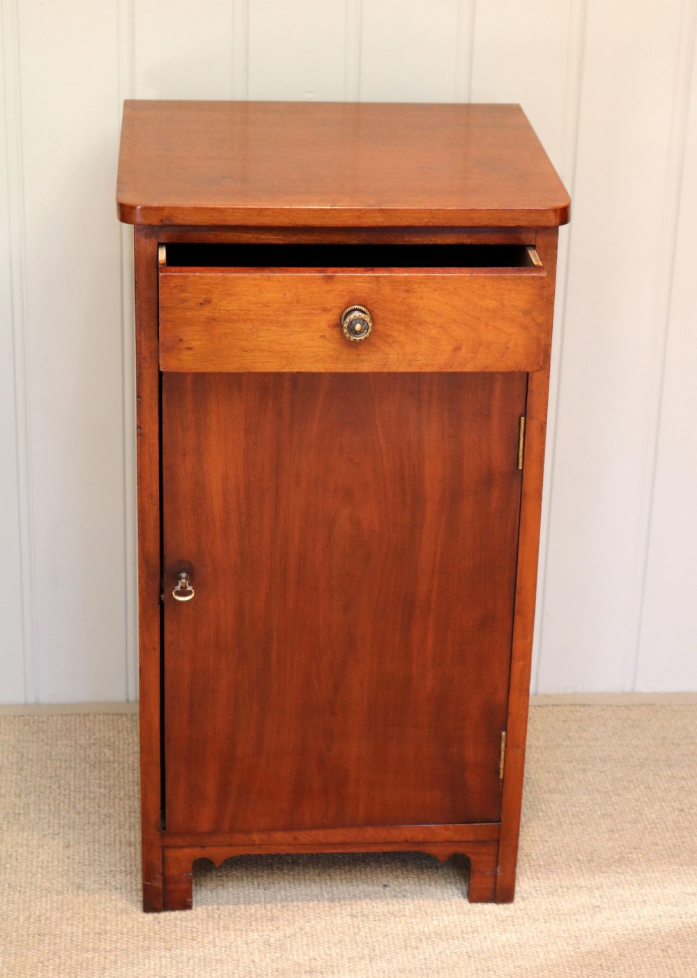 Walnut Bedside Cabinet View VIII