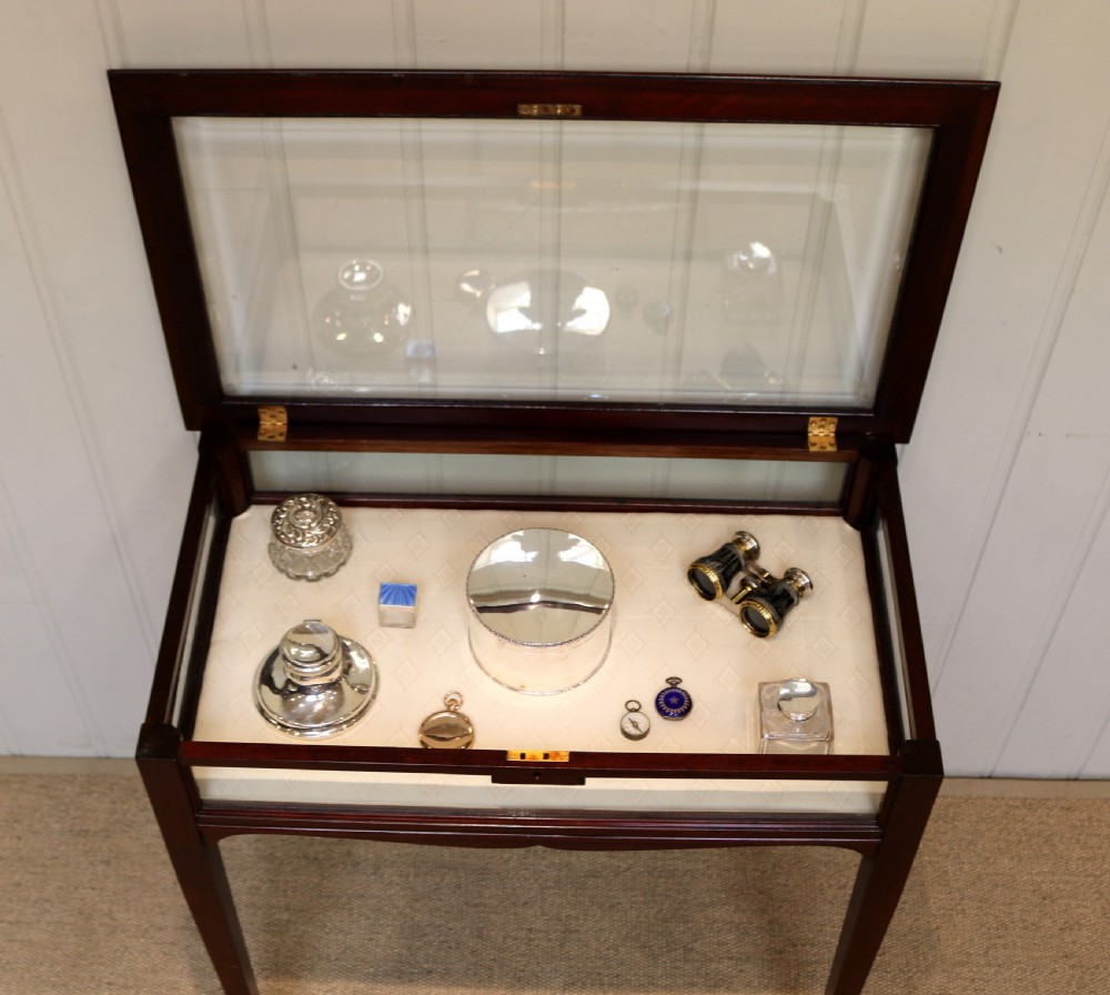 Edwardian Mahogany Bijouterie Table View VI