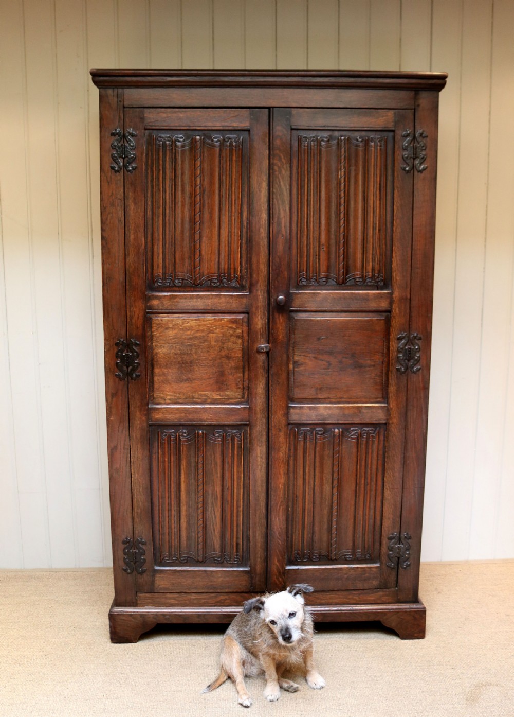 Oak Linenfold Wardrobe View VII