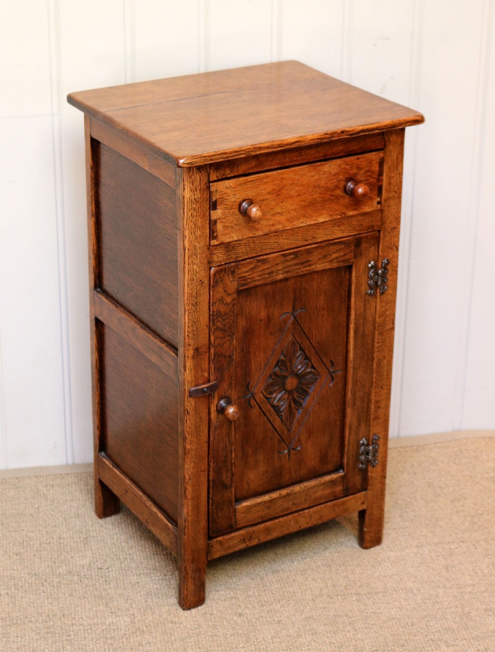 Oak Bedside Cabinet View V