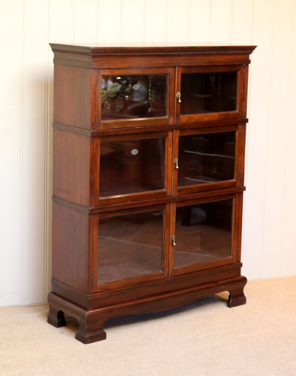 Mahogany Three Tier Bookcase View VI