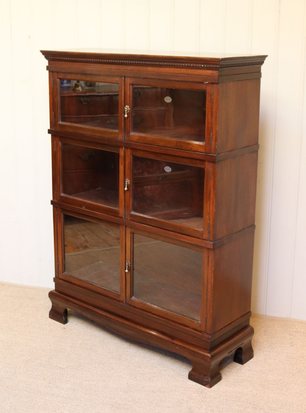 Mahogany Three Tier Bookcase View VIII