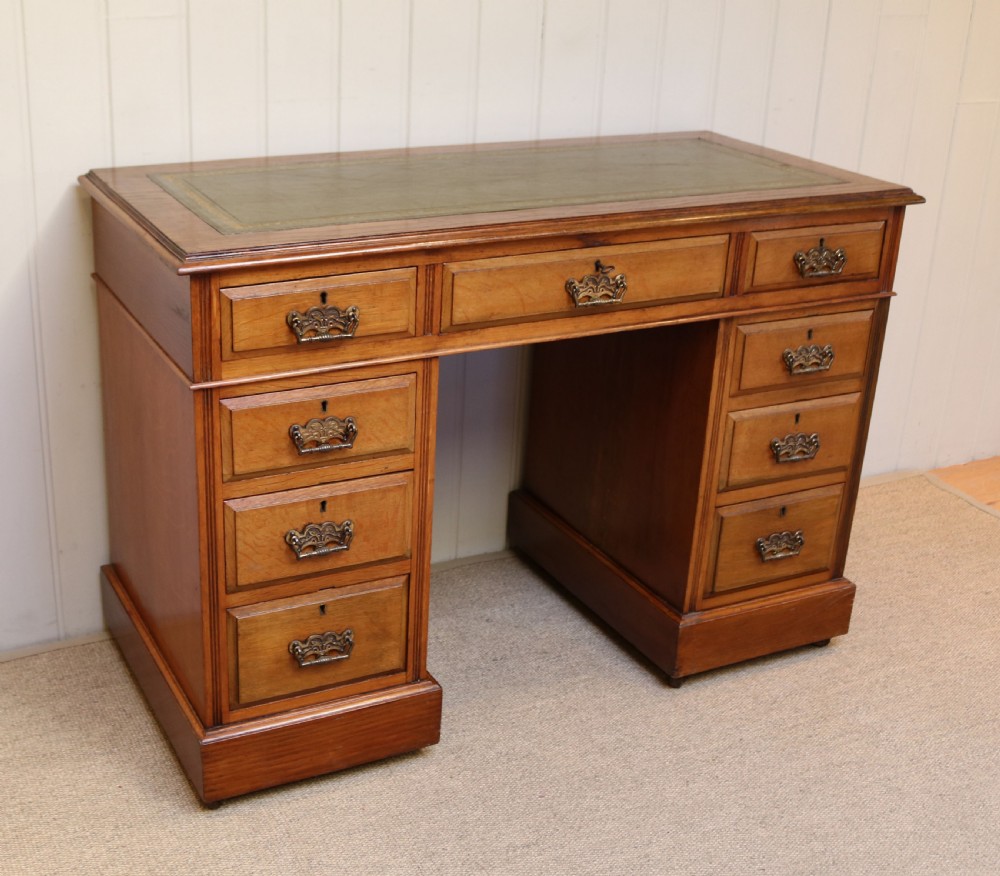 Edwardian Small Proportioned Light Oak Pedestal Desk View III
