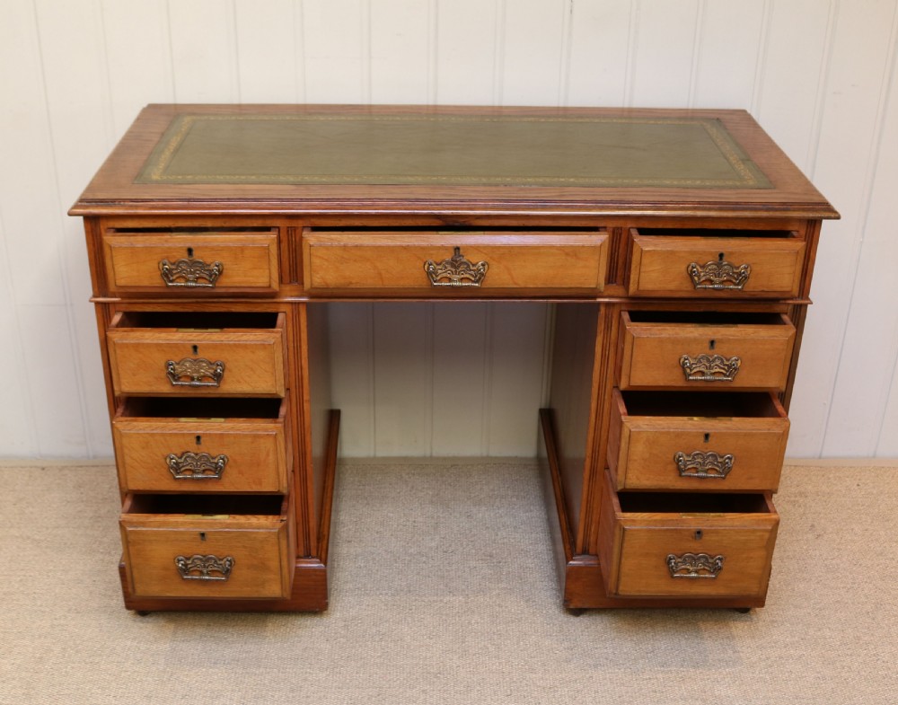 Edwardian Small Proportioned Light Oak Pedestal Desk View VII