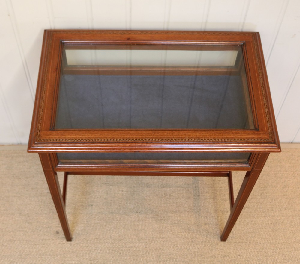 Mahogany Bijouterie Table View II