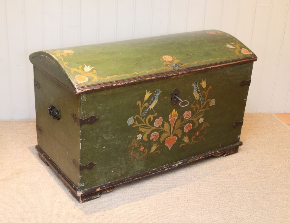 Swedish Painted Marriage Chest View VI