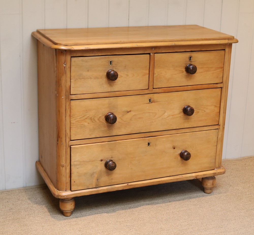 Late 19th Century Pine Chest Of Drawers View II