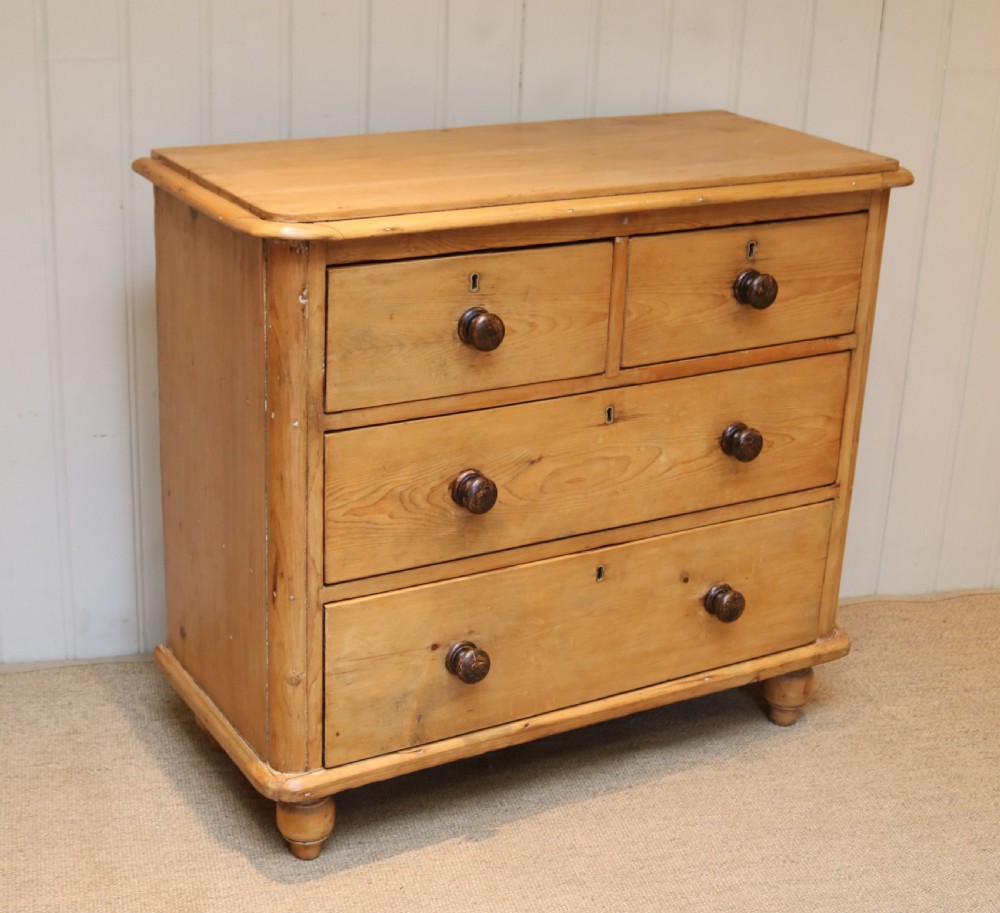 Late 19th Century Pine Chest Of Drawers View IV