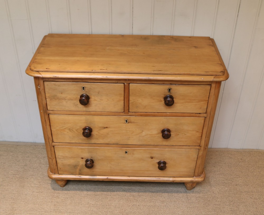 Late 19th Century Pine Chest Of Drawers View VII