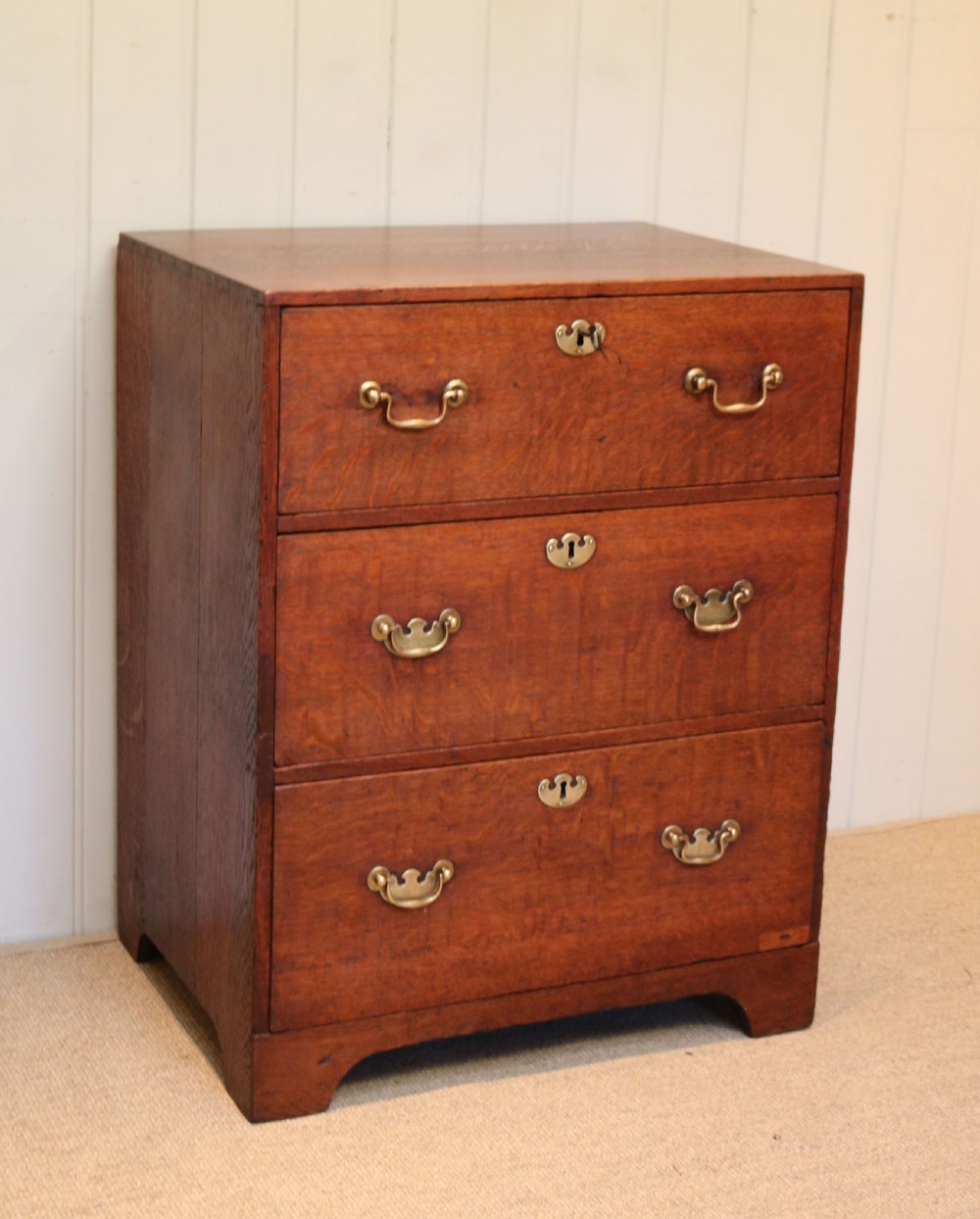 Small Proportioned Oak Chest Of Drawers View II