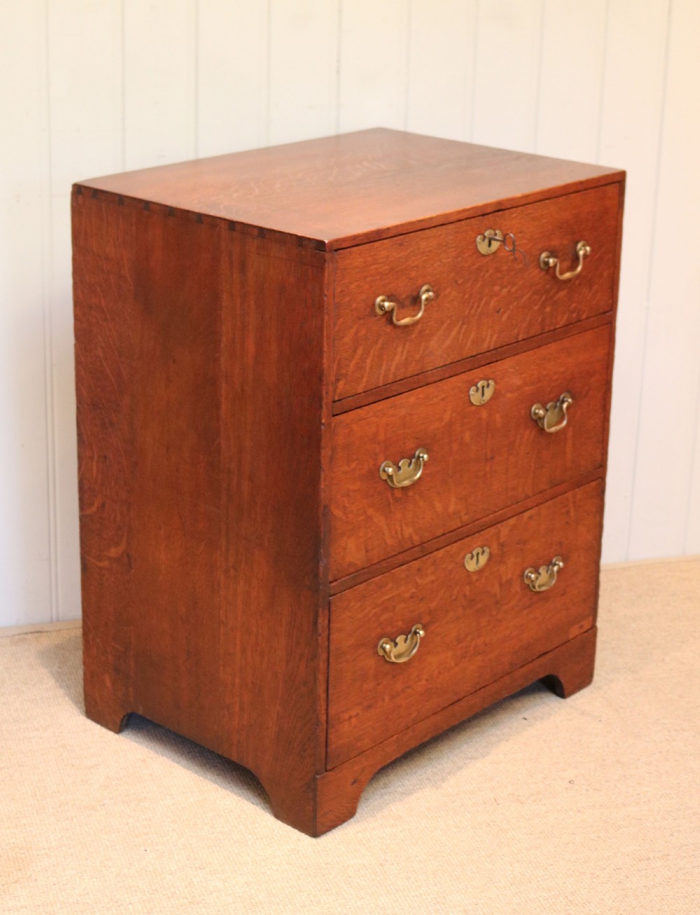 Small Proportioned Oak Chest Of Drawers View VIII