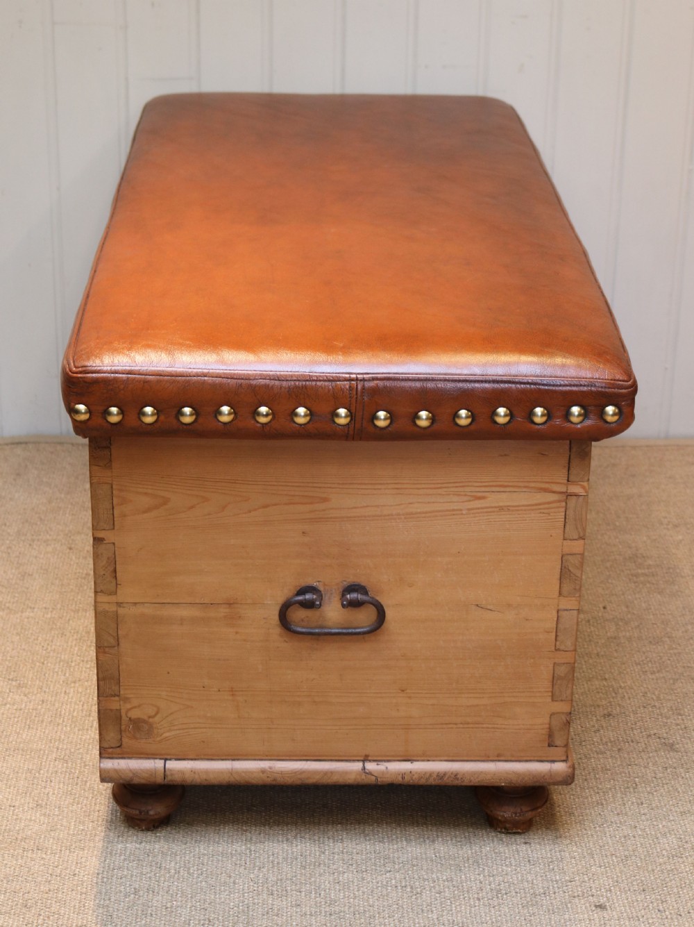 Victorian Pine Coffer With A leather Seat View VII