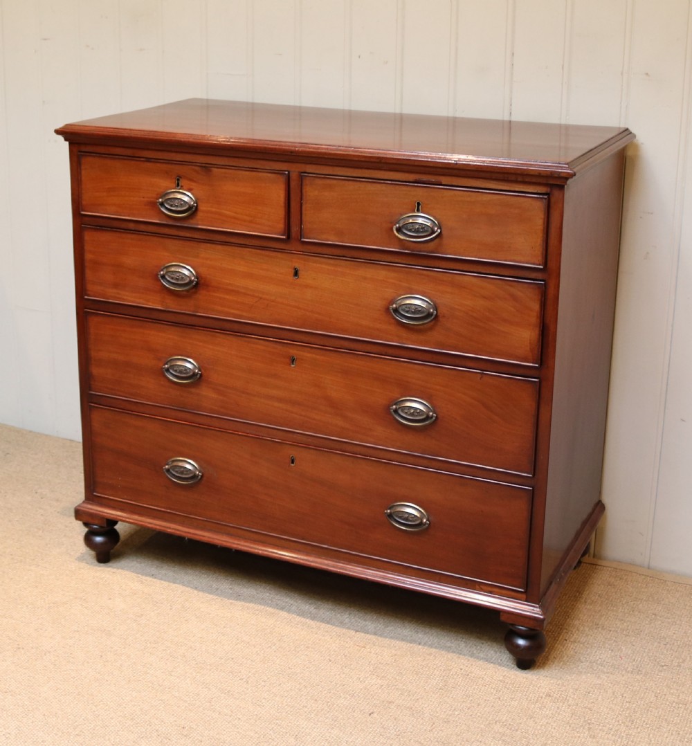 Mid 19th Century Mahogany Chest Of Drawers View V