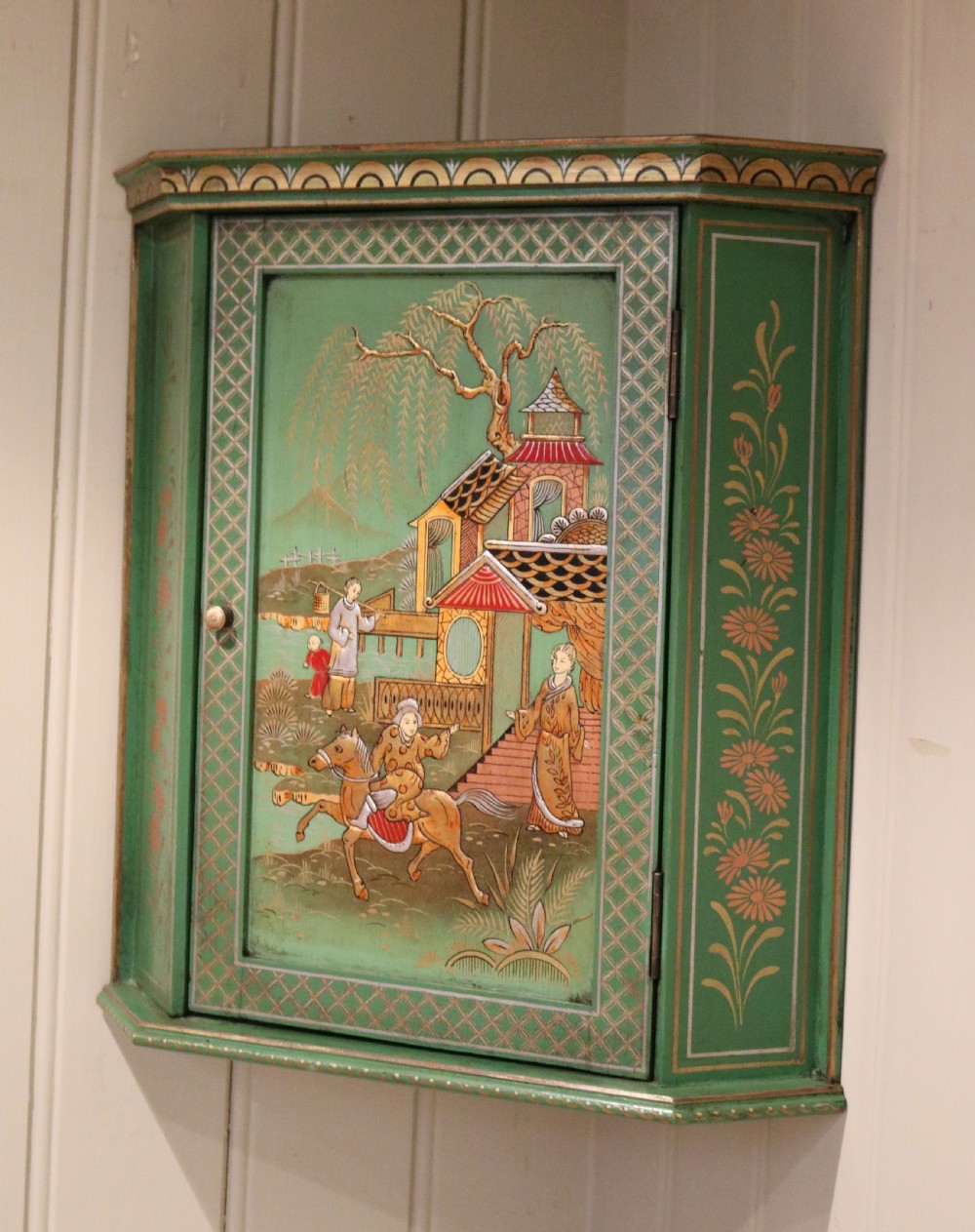 Chinoiserie Corner Wall Cabinet View V