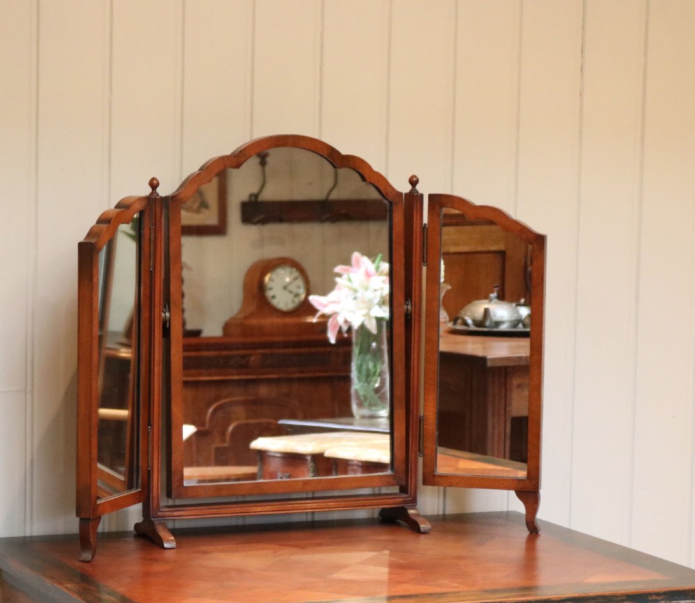 Walnut Trifold Dressing Table Mirror View VIII