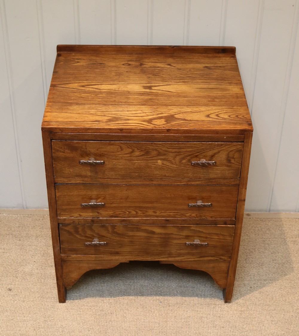 Small Oak Chest Of Drawers View II