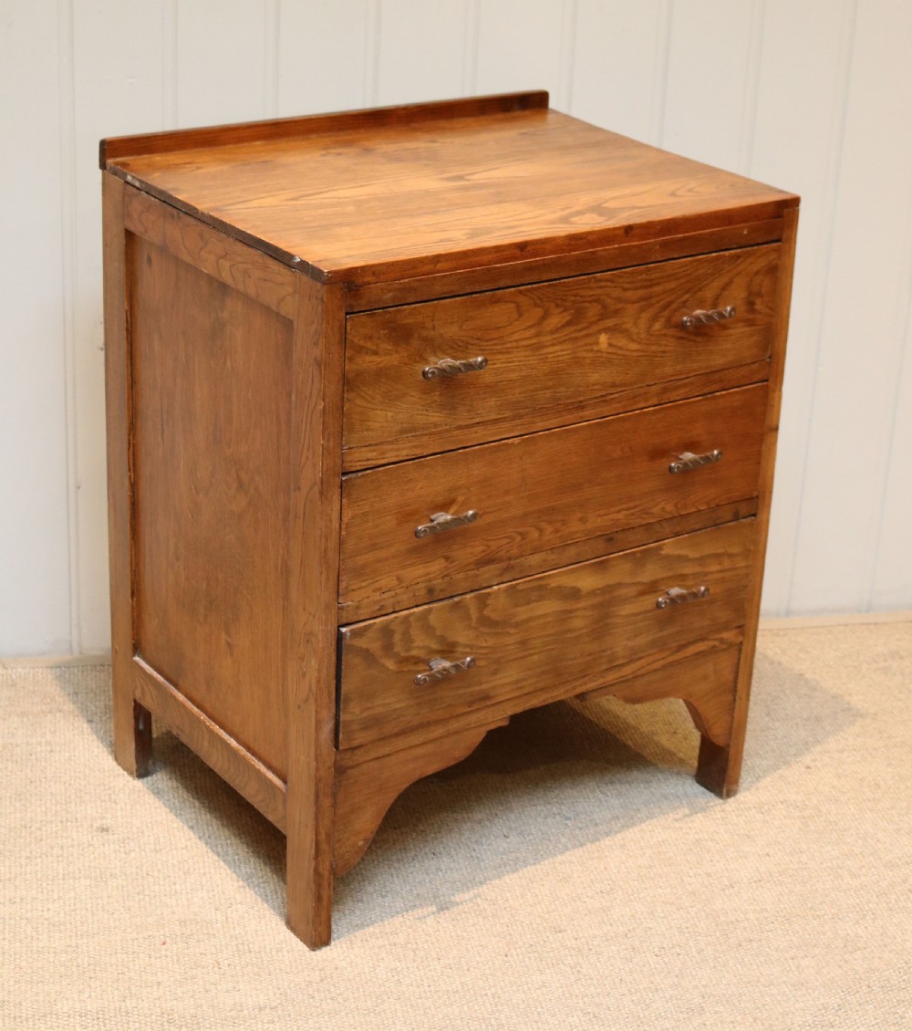 Small Oak Chest Of Drawers View V