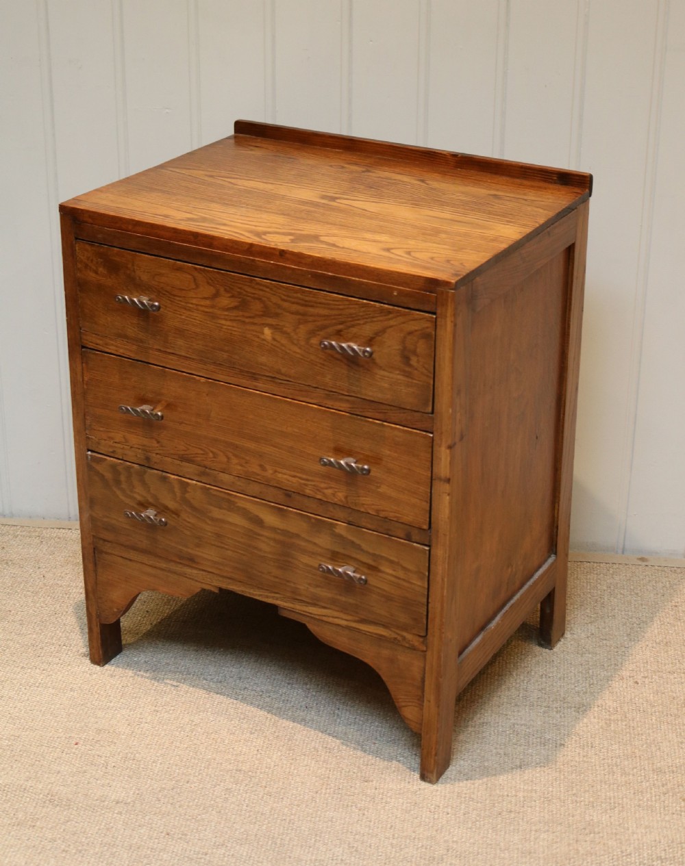Small Oak Chest Of Drawers View VI