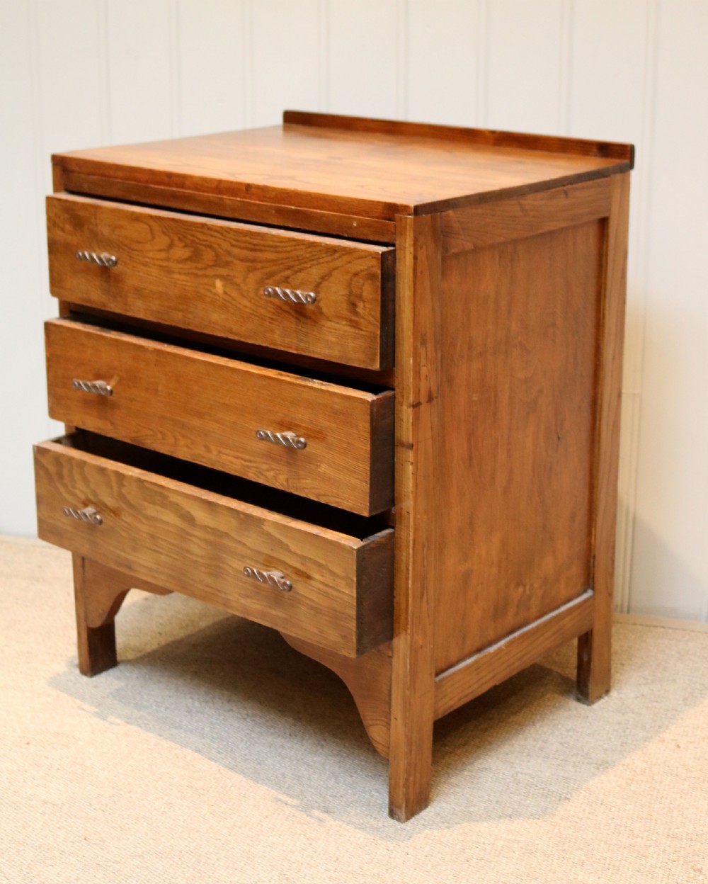Small Oak Chest Of Drawers View VII