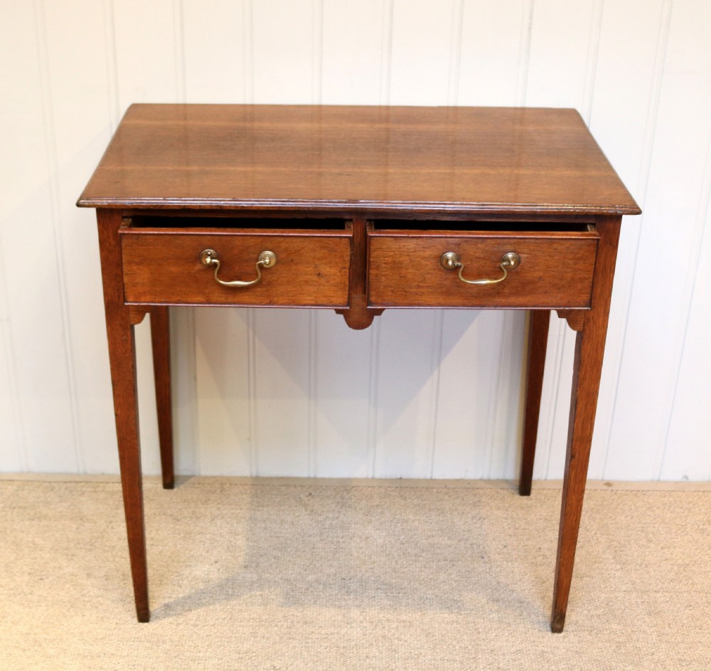 Early 19th Century Oak Side Table View V
