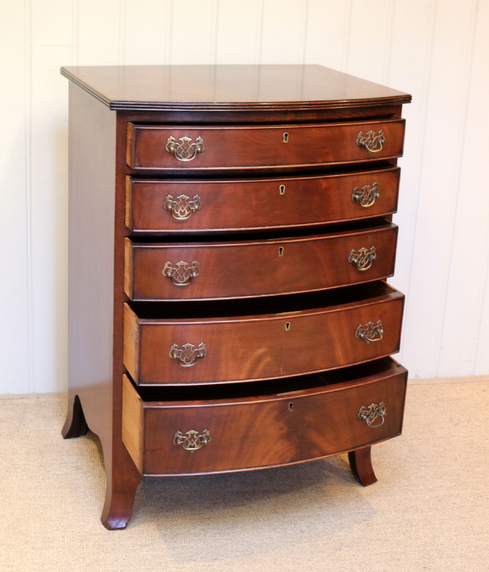 Mahogany Bow Front Chest Of Drawers View VI