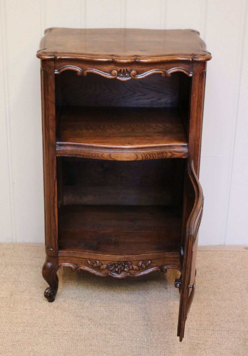 Small Oak Cabinet View IV