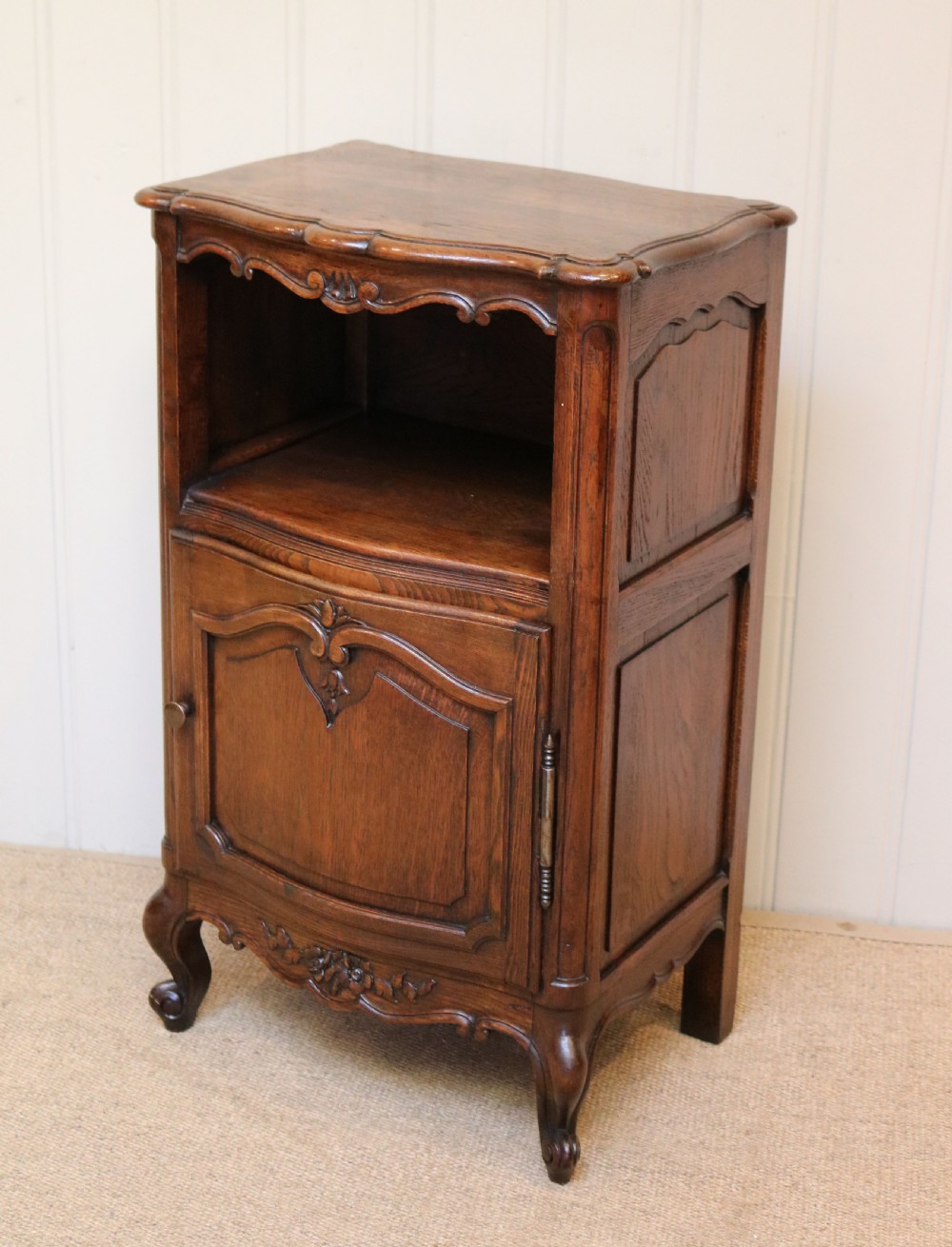 Small Oak Cabinet View VI
