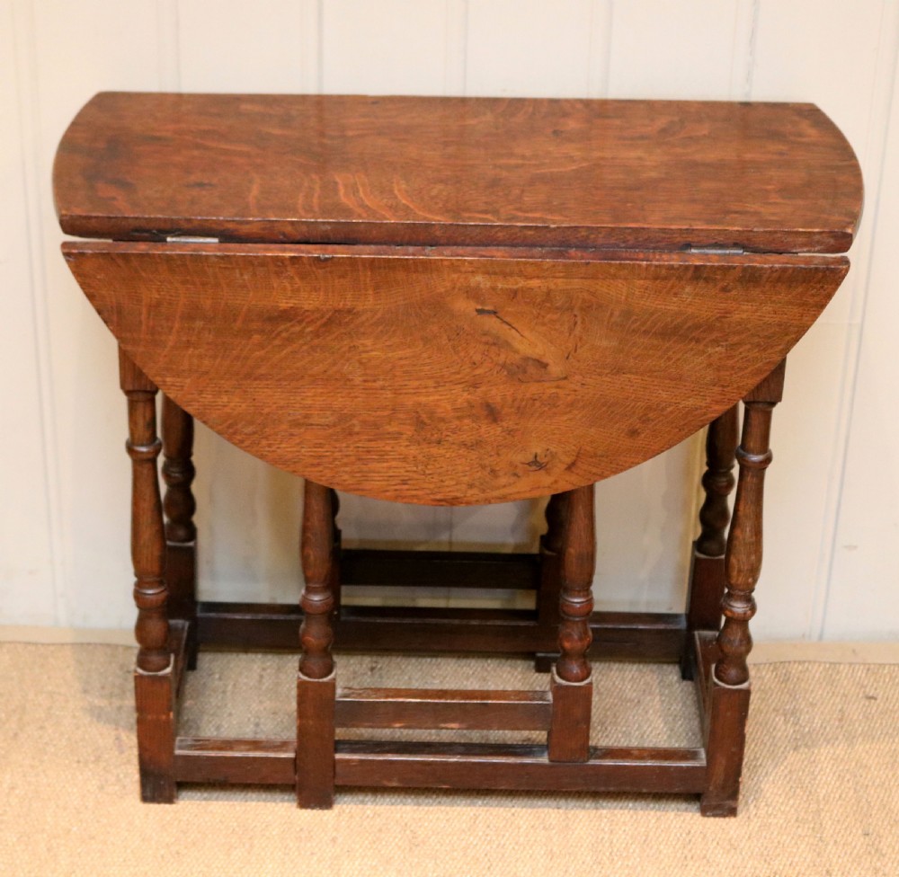 Small Oak Drop Leaf Table