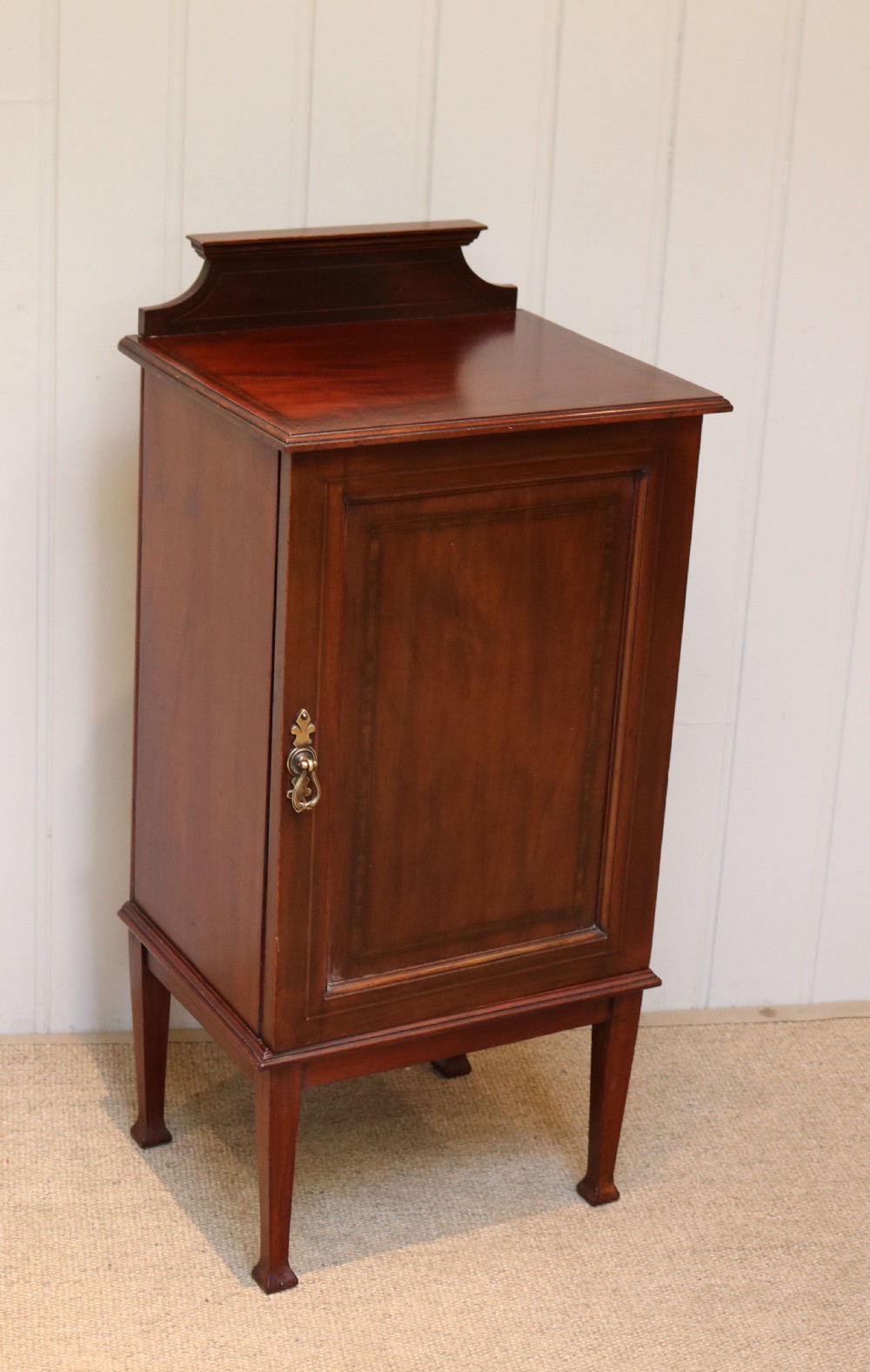 Edwardian Mahogany Bedside Cabinet View V