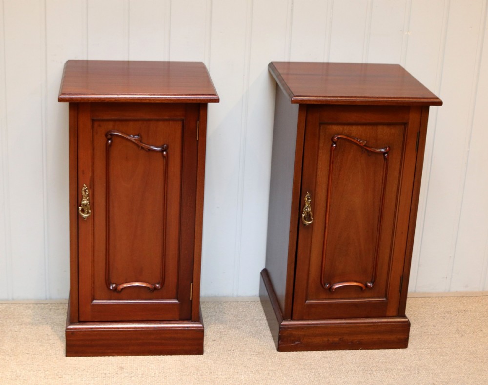 Pair Of Edwardian Mahogany Bedside Cabinets View II