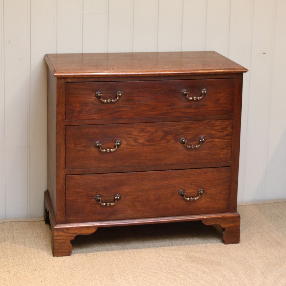 Small Oak Chest Of Drawers View III