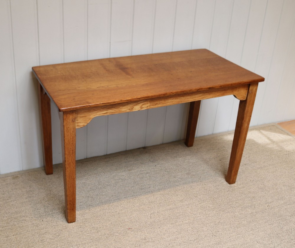 Low Oak Side Table View II