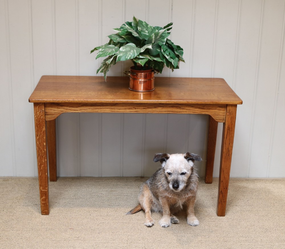 Low Oak Side Table View VII